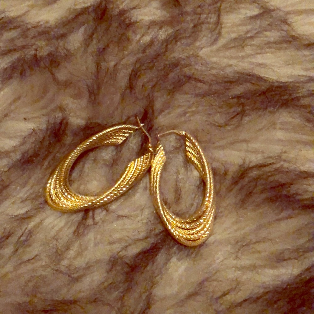 Earring